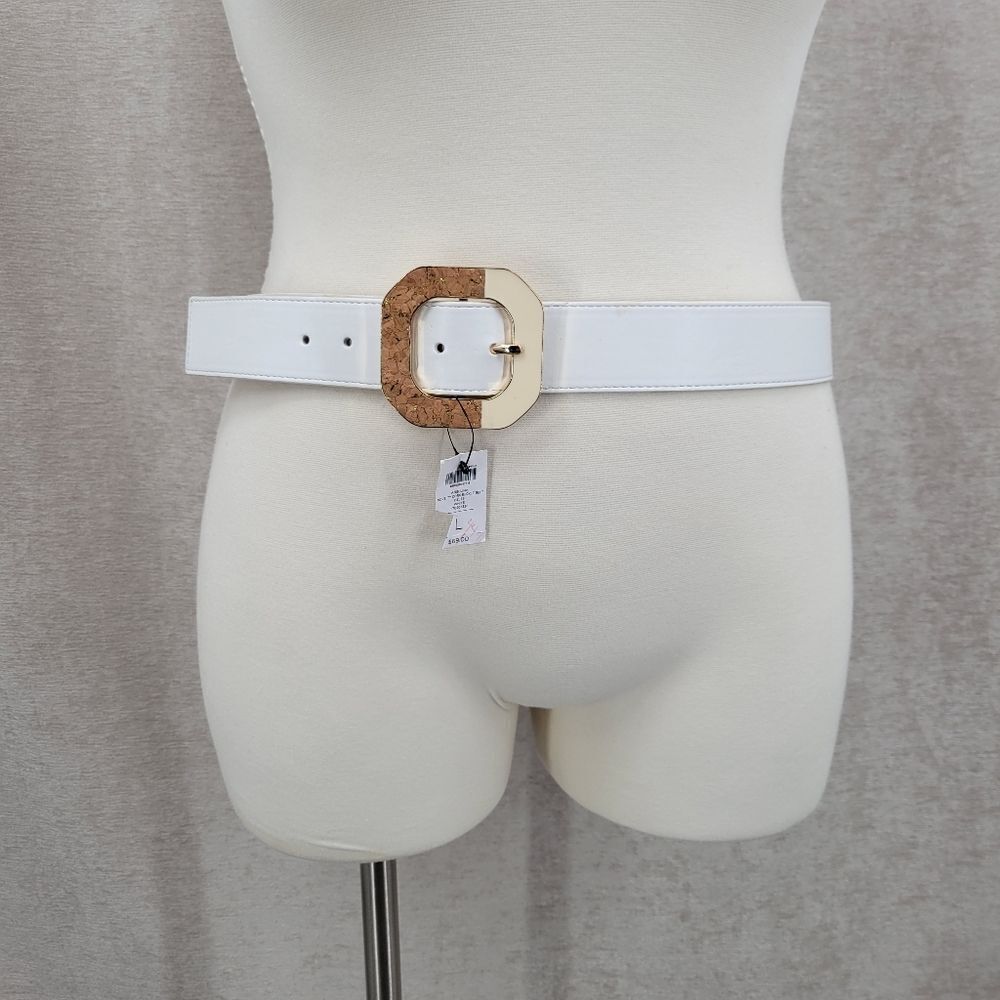 Chico's White Belt with Cork Buckle Women's Large